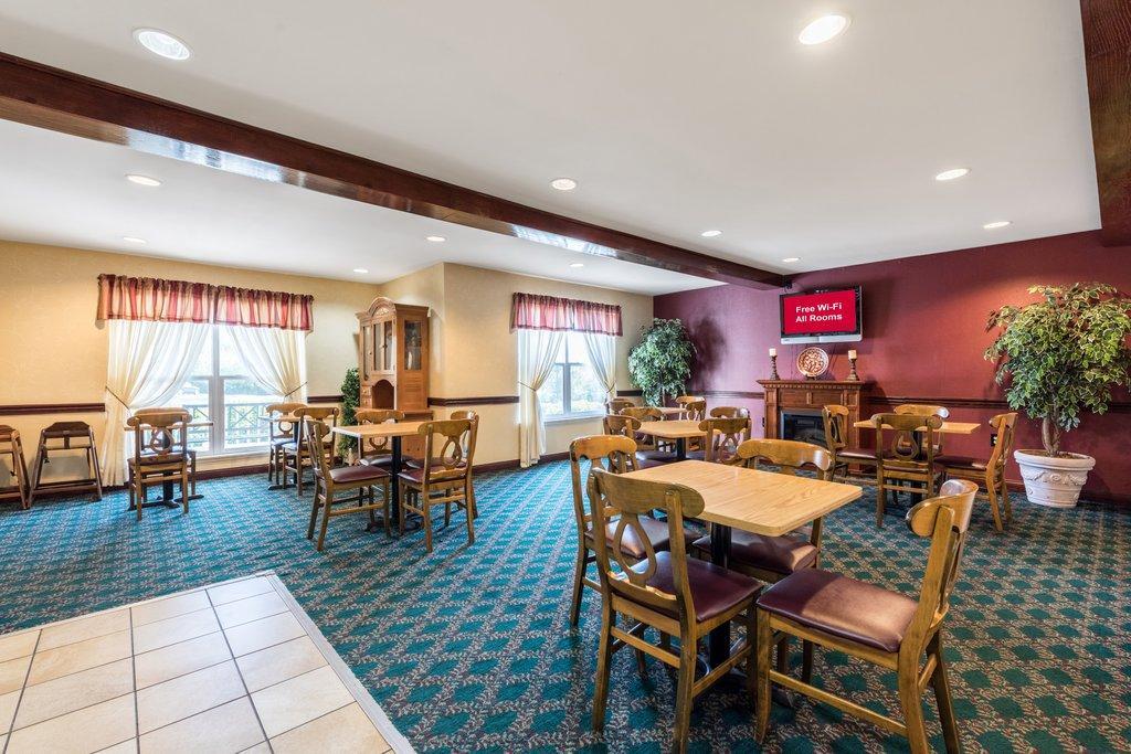 Red Roof Inn & Suites Knoxville East Exteriör bild