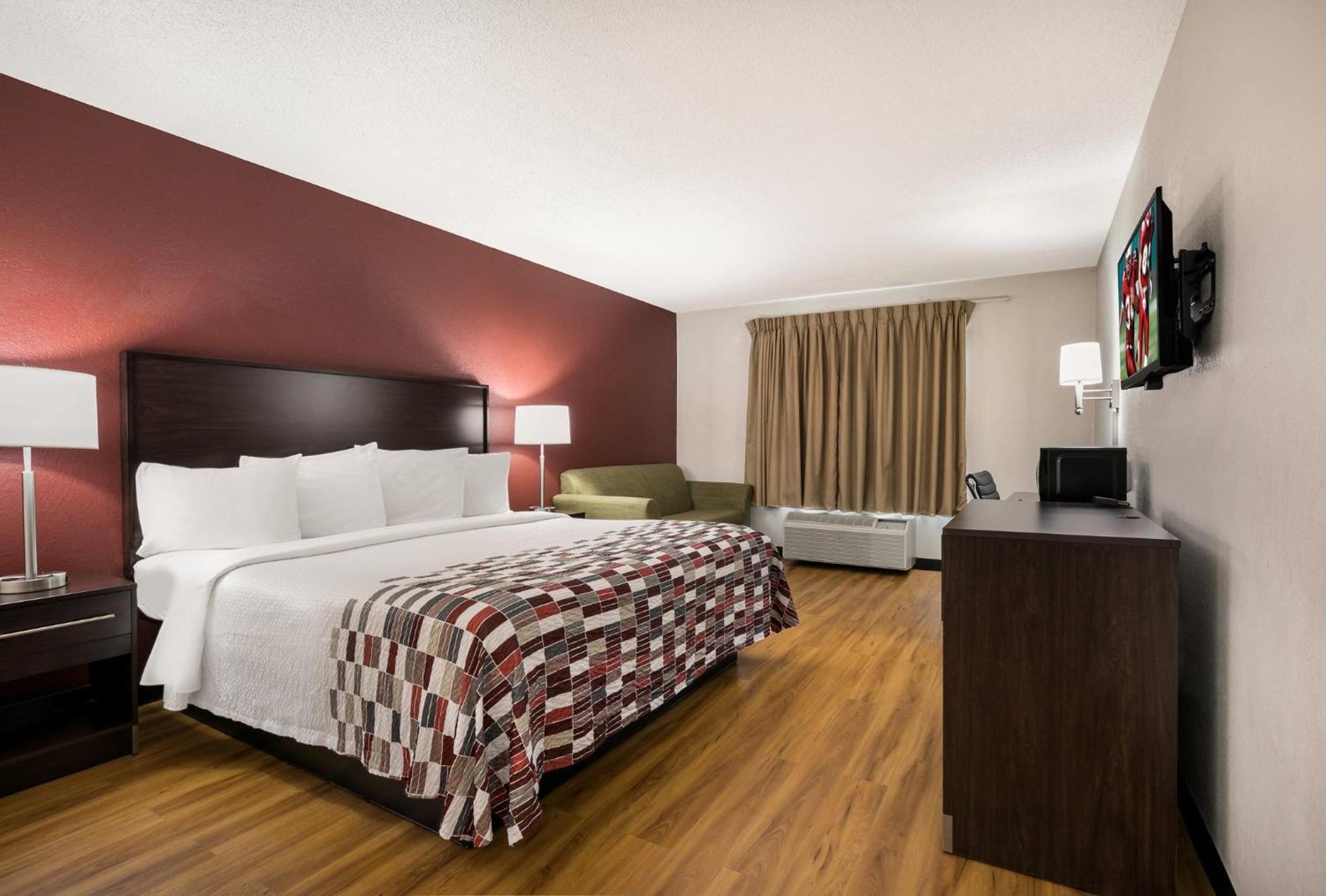 Red Roof Inn & Suites Knoxville East Exteriör bild